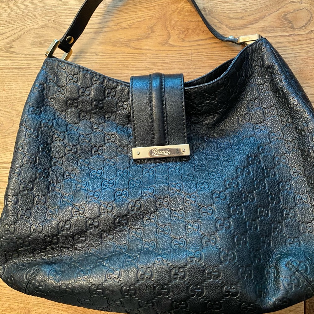 Gucci hobo bag black leather with gold trim